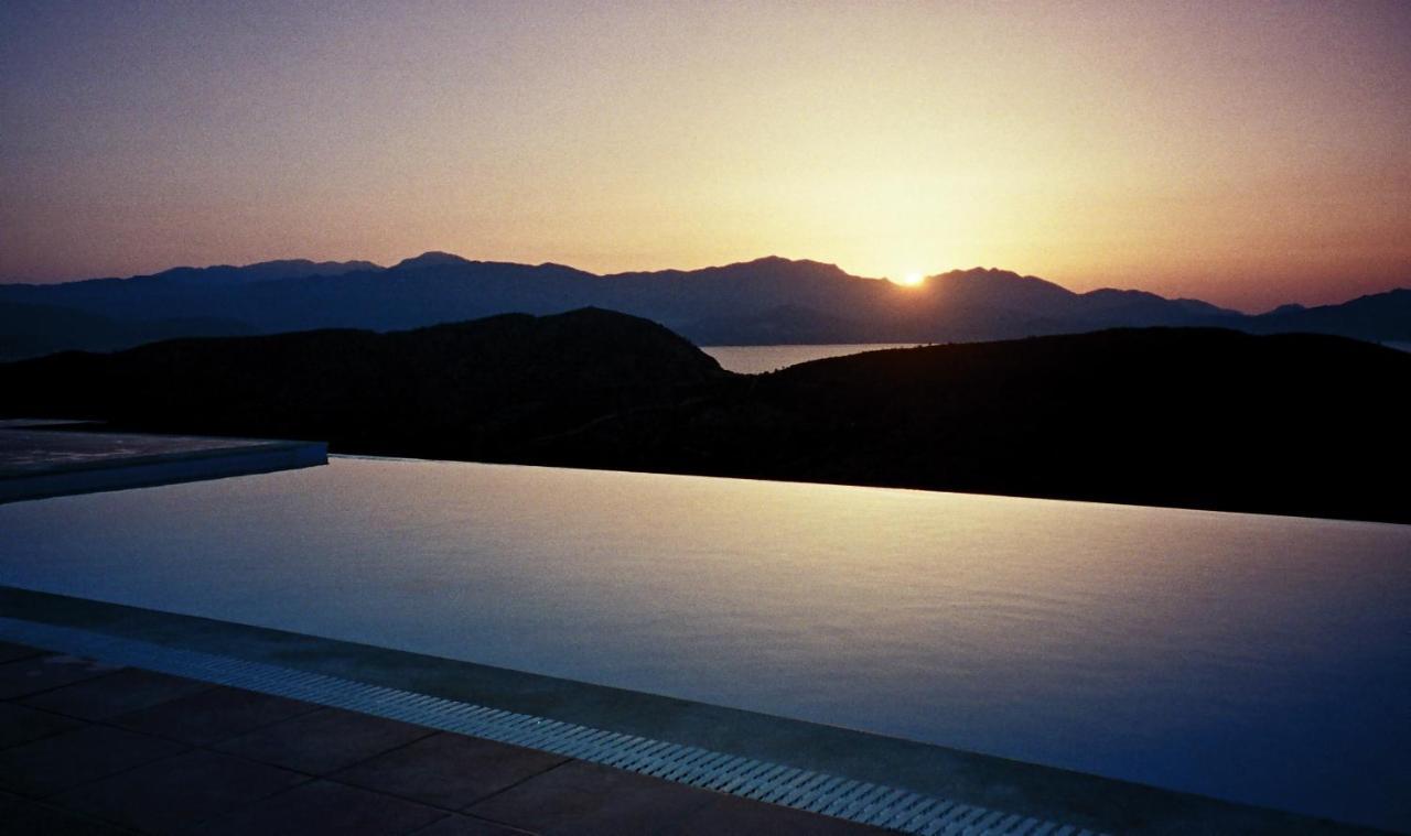 Villa Lir Tholos  Exterior photo